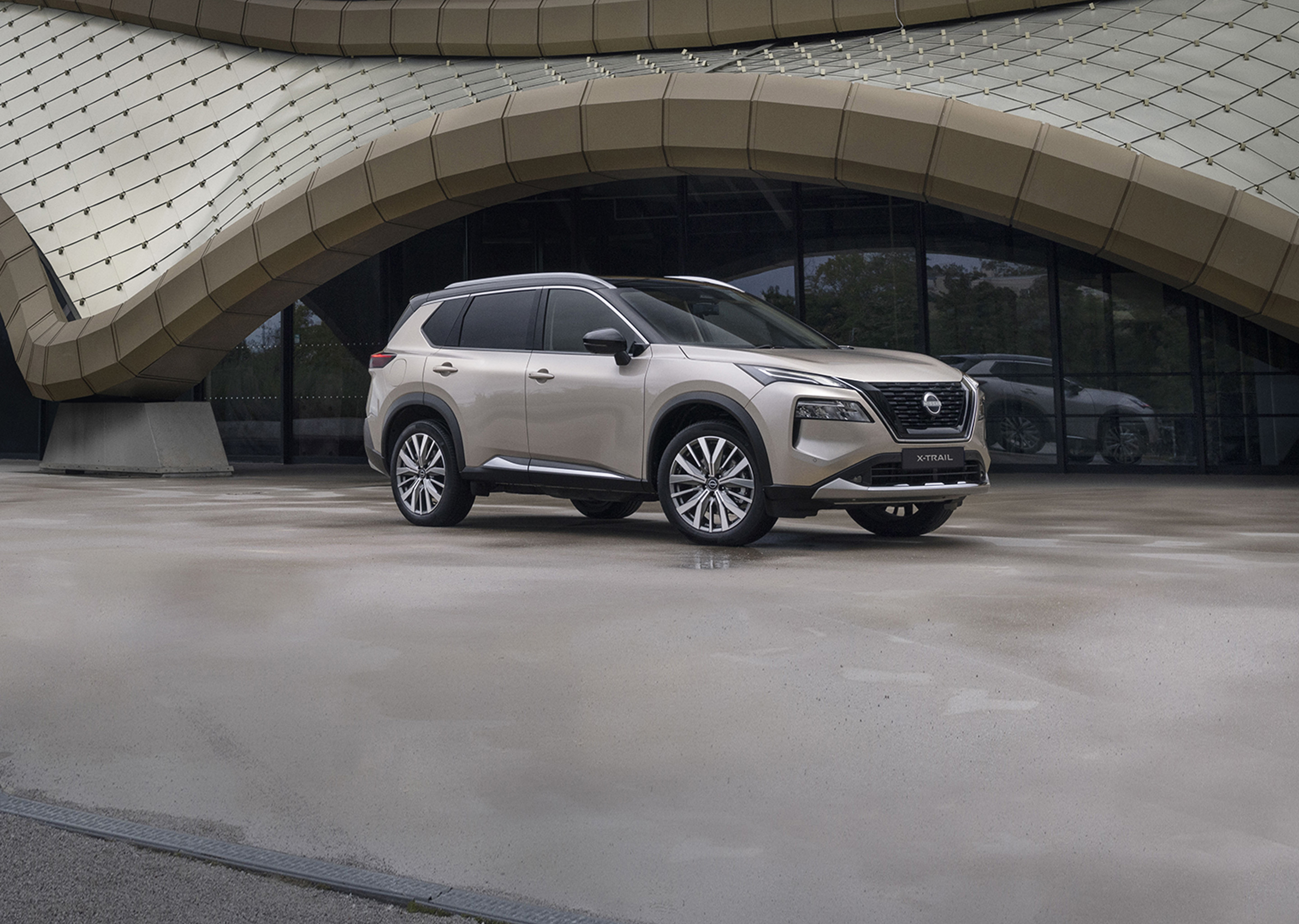 Nissan X-Trail — official vehicle photograph