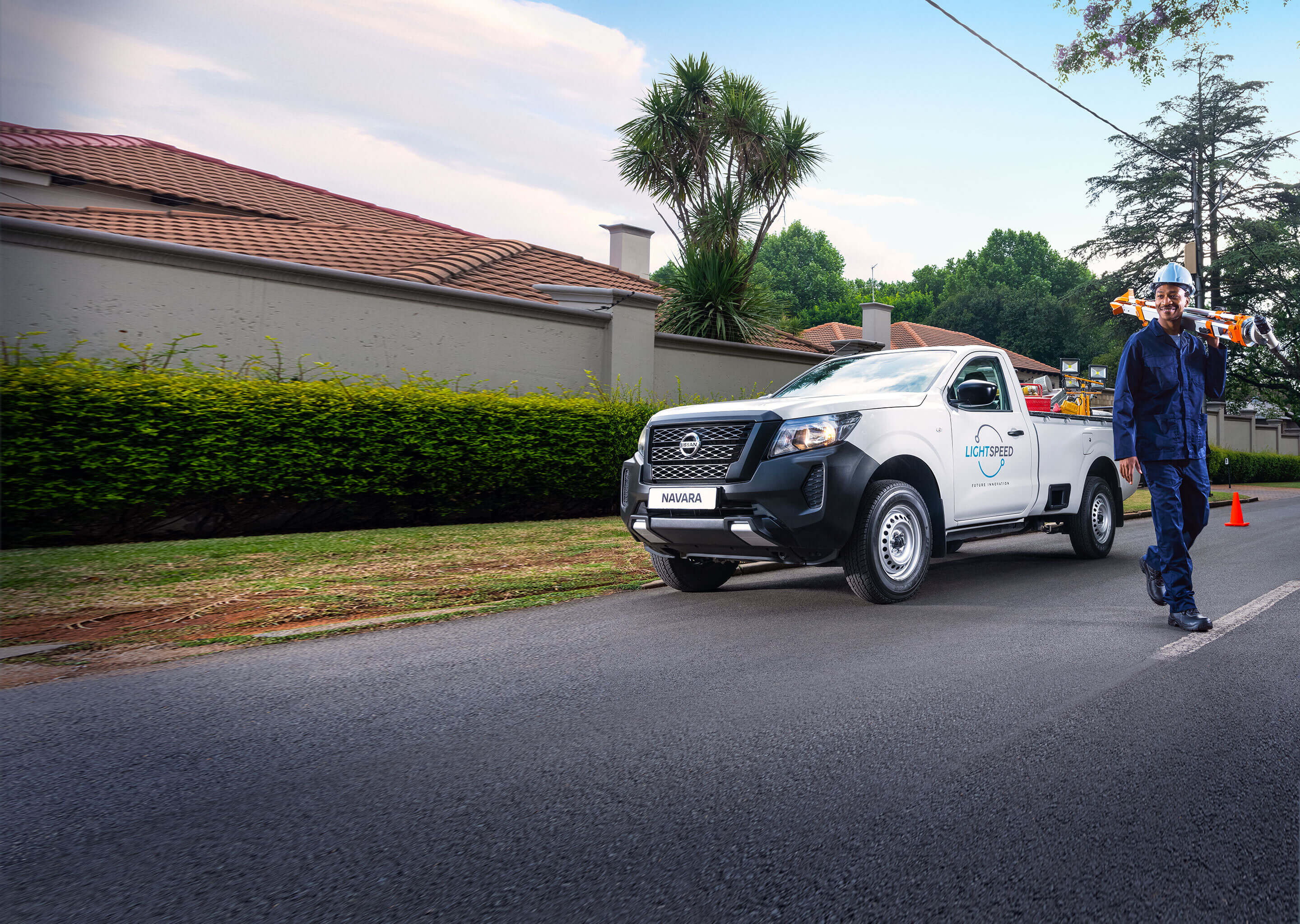 Nissan Navara Single Cab — manufacturer photo 1