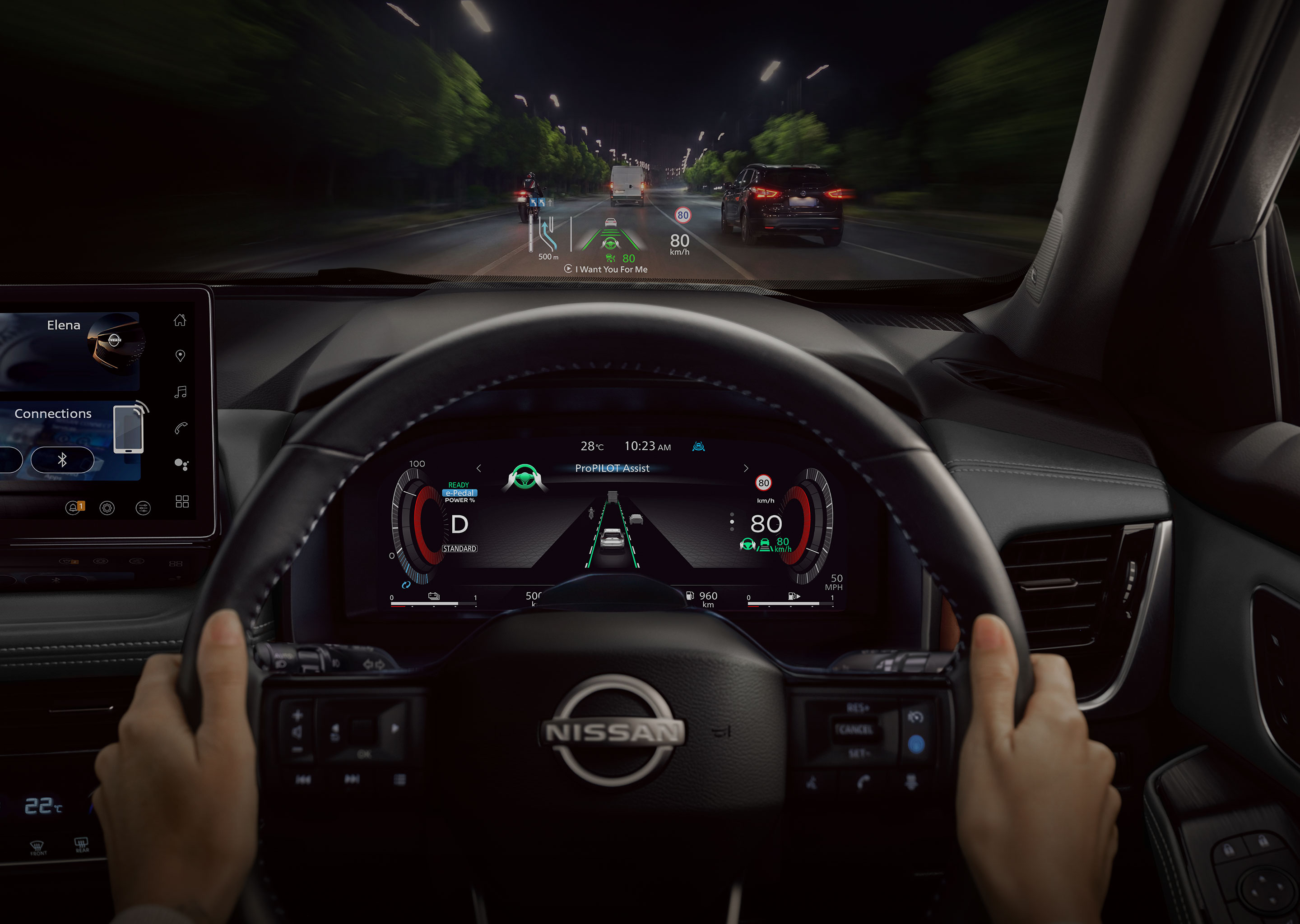 Nissan X-Trail — manufacturer photo 1