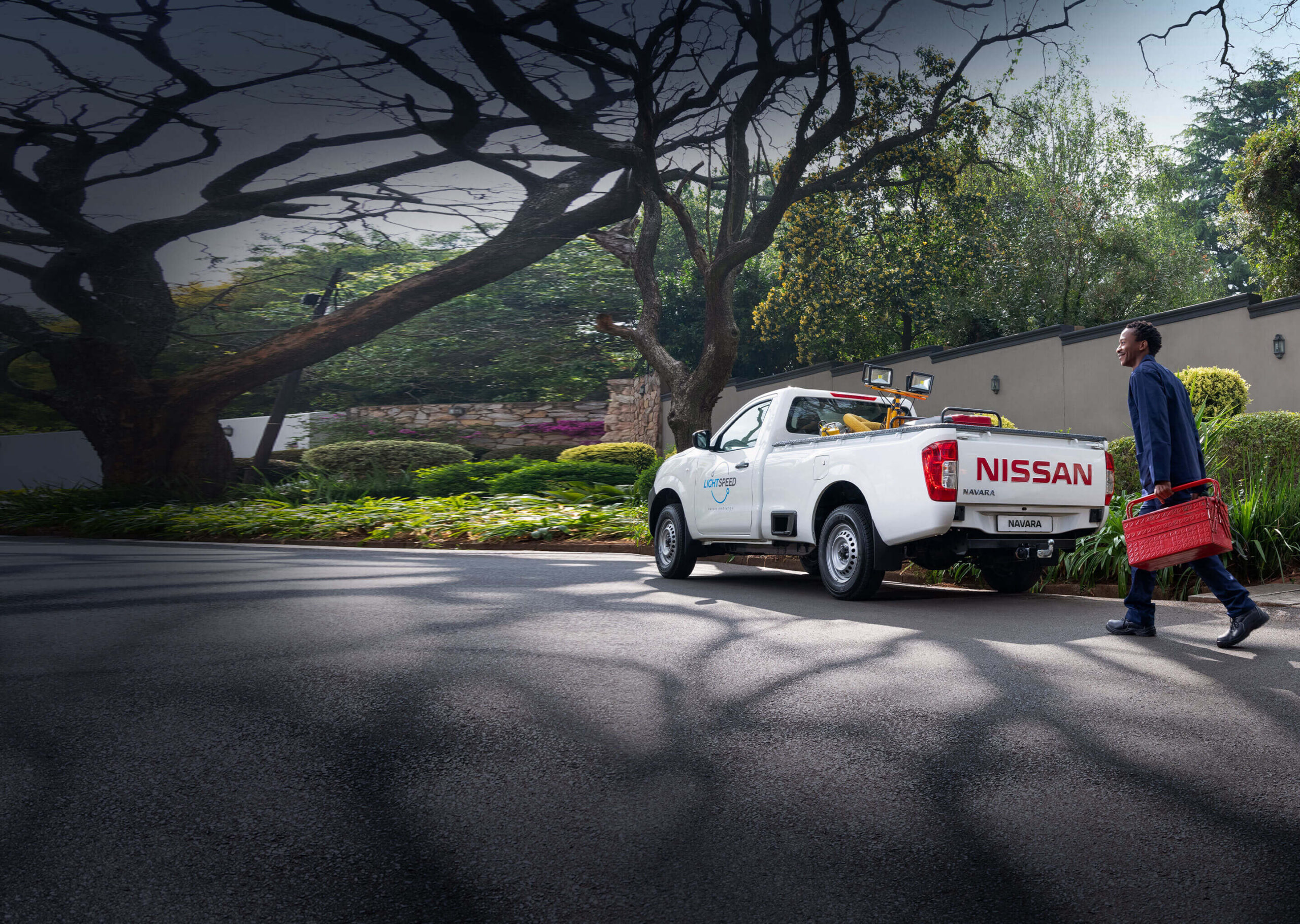 Nissan Navara Single Cab — manufacturer photo 2